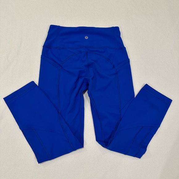 Lululemon All the Right Places Crop II in Women’s Size 6, Blue - Picture 2 of 5